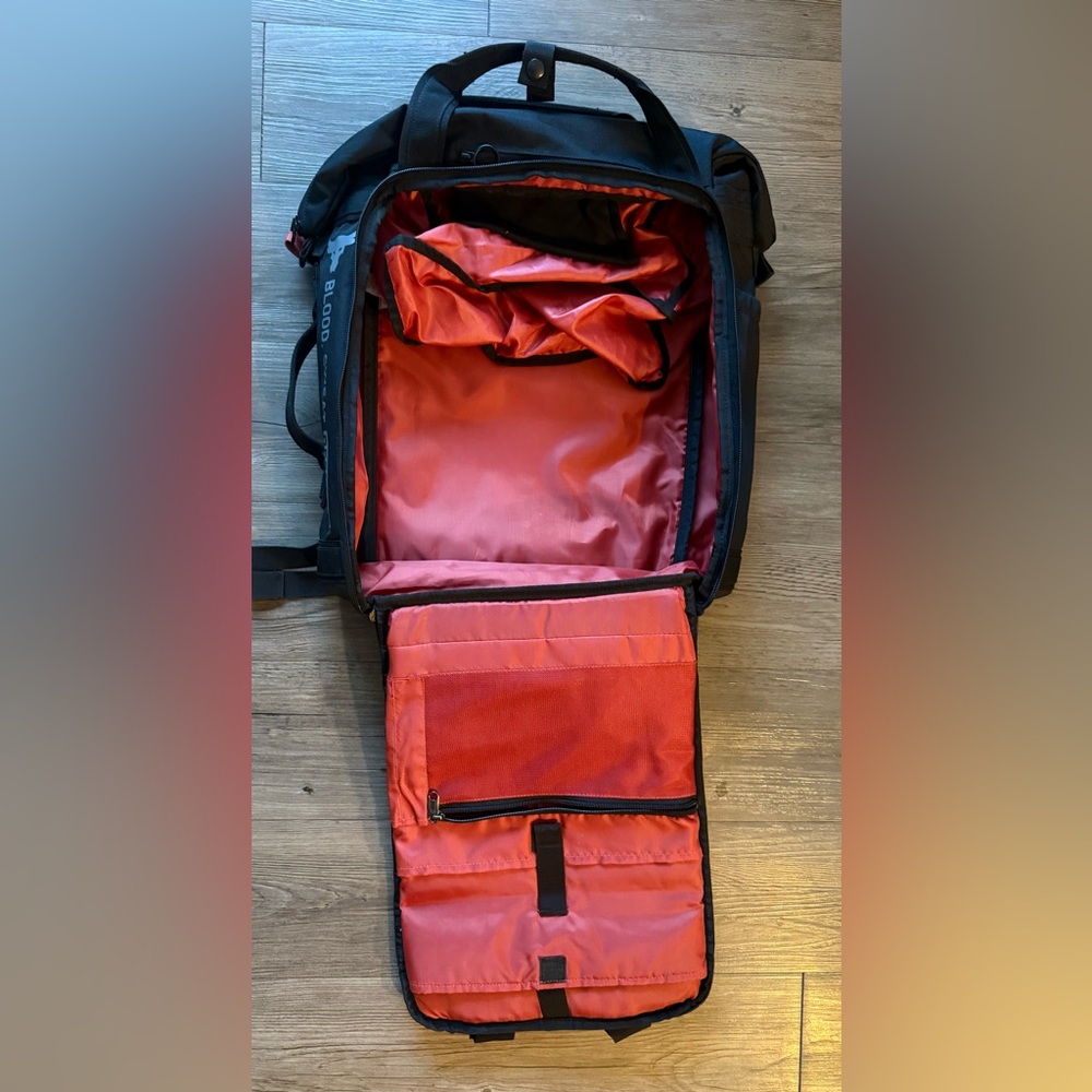Under Armour Black Project Rock Duffle Backpack - Picture 3 of 3